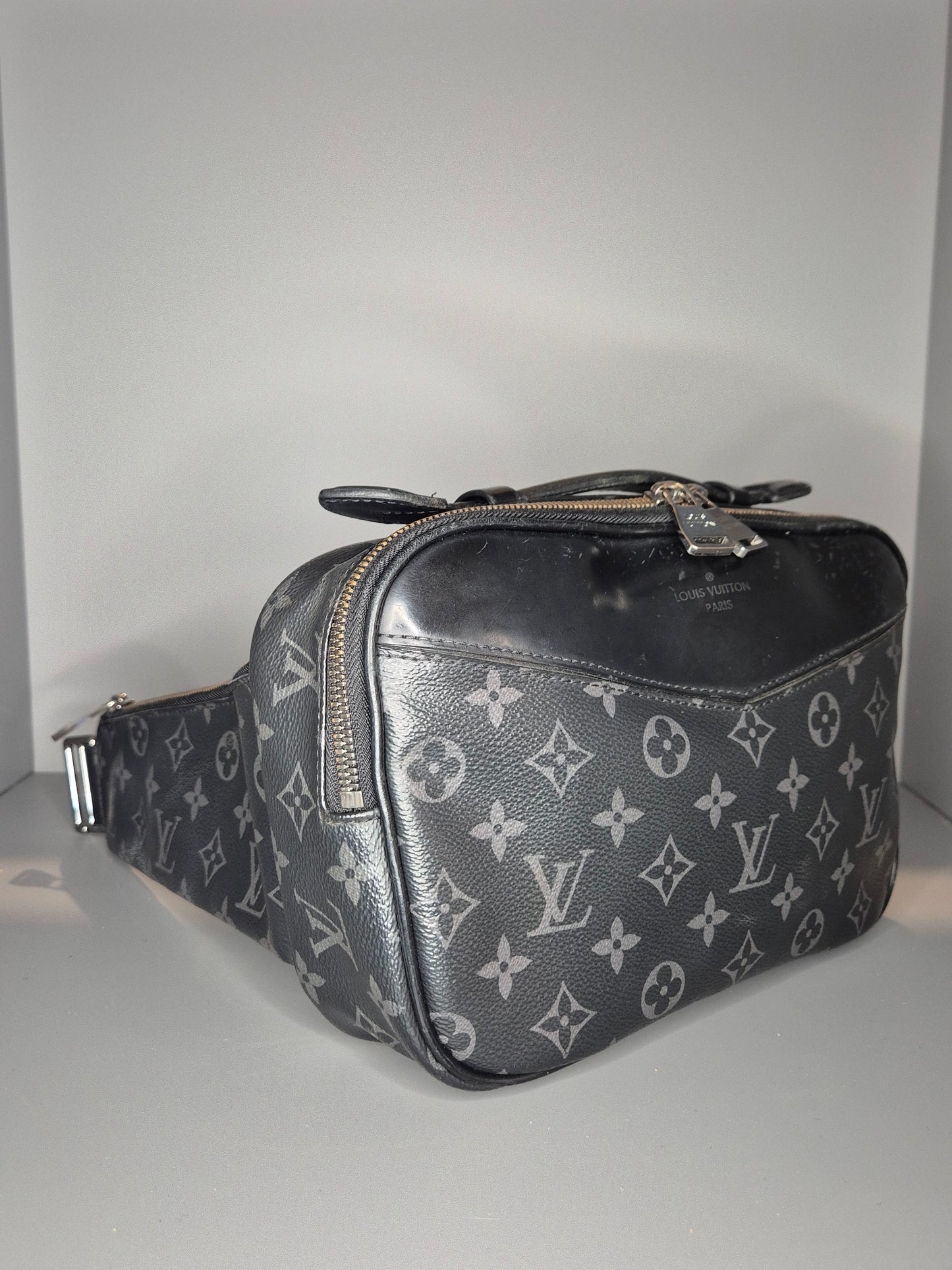 Louis Vuitton Satchel – Black Monogram Taiga Leather