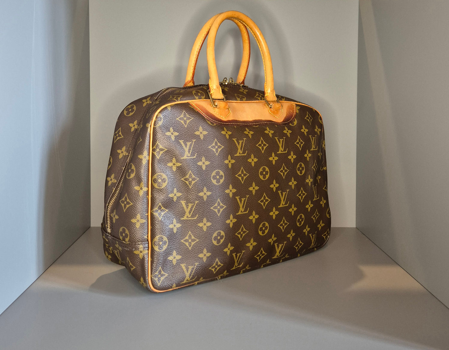Louis Vuitton Deauville – Monogram