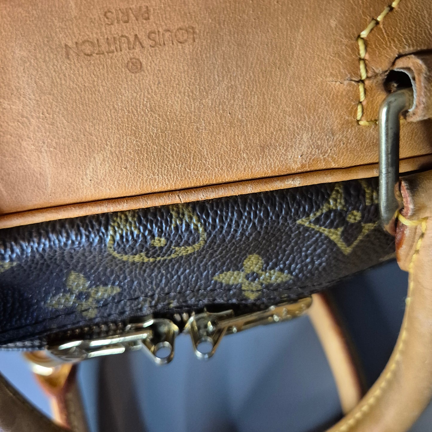 Louis Vuitton Deauville – Monogram