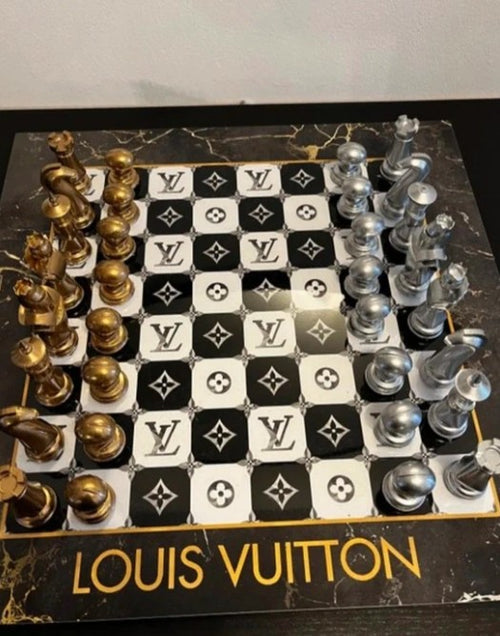 jeu échiquier Louis Vuitton édition limitée vue de haut 