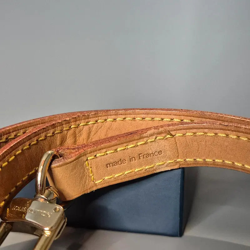 Zoom sur la couture et l’assemblage du cuir – qualité d’origine