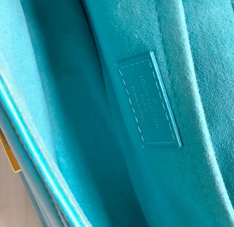 Louis Vuitton New wave Iconic-Bag