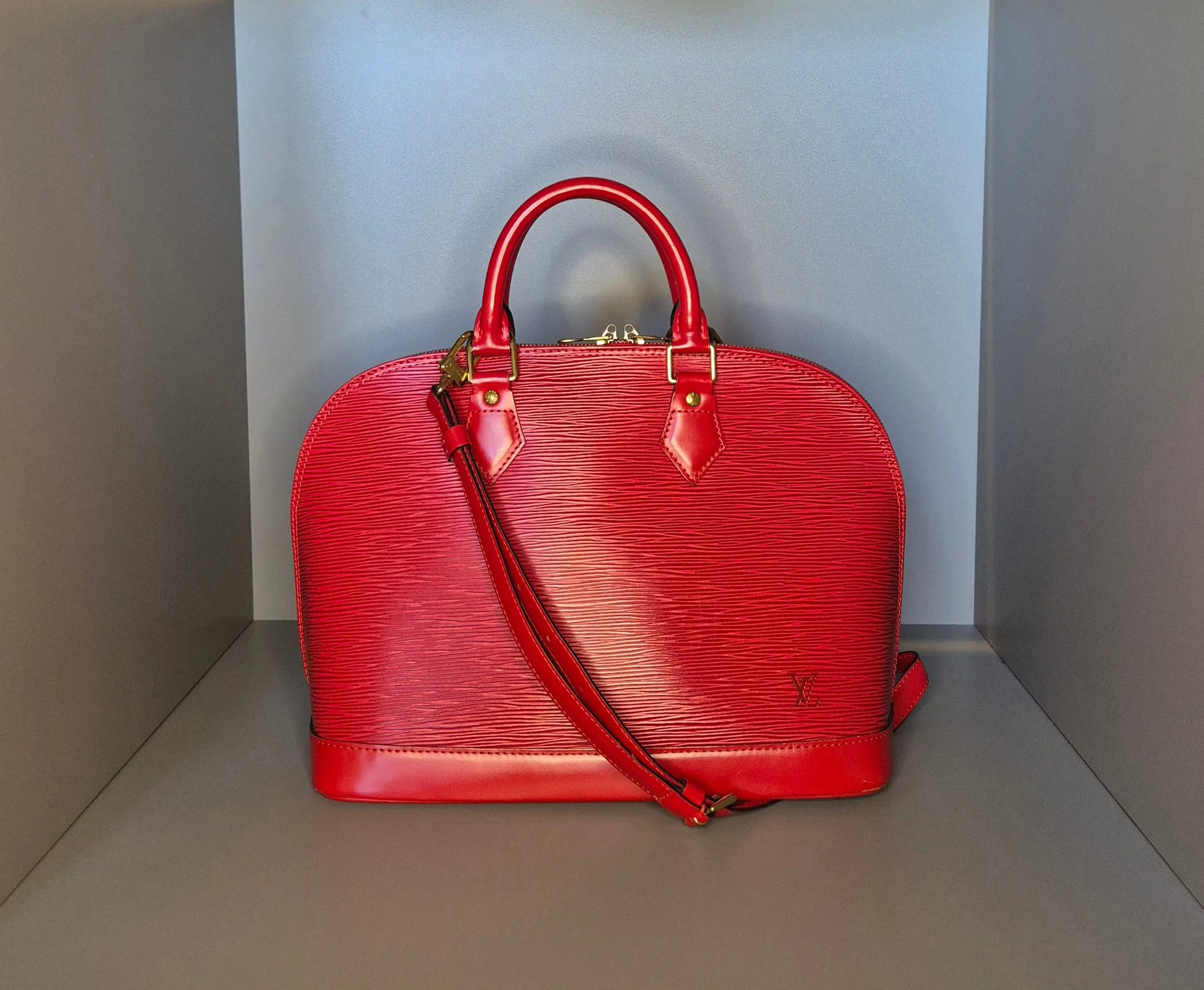 Louis Vuitton Alma PM cuir Épi rouge Iconic-Bag