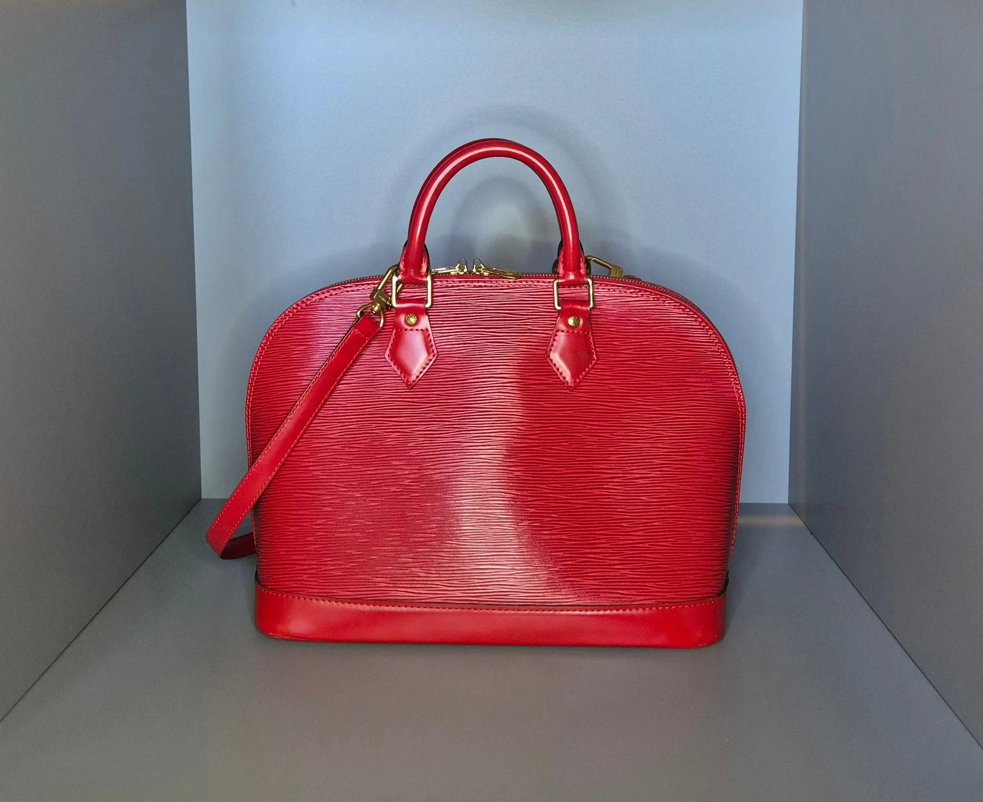 Louis Vuitton Alma PM cuir Épi rouge Iconic-Bag