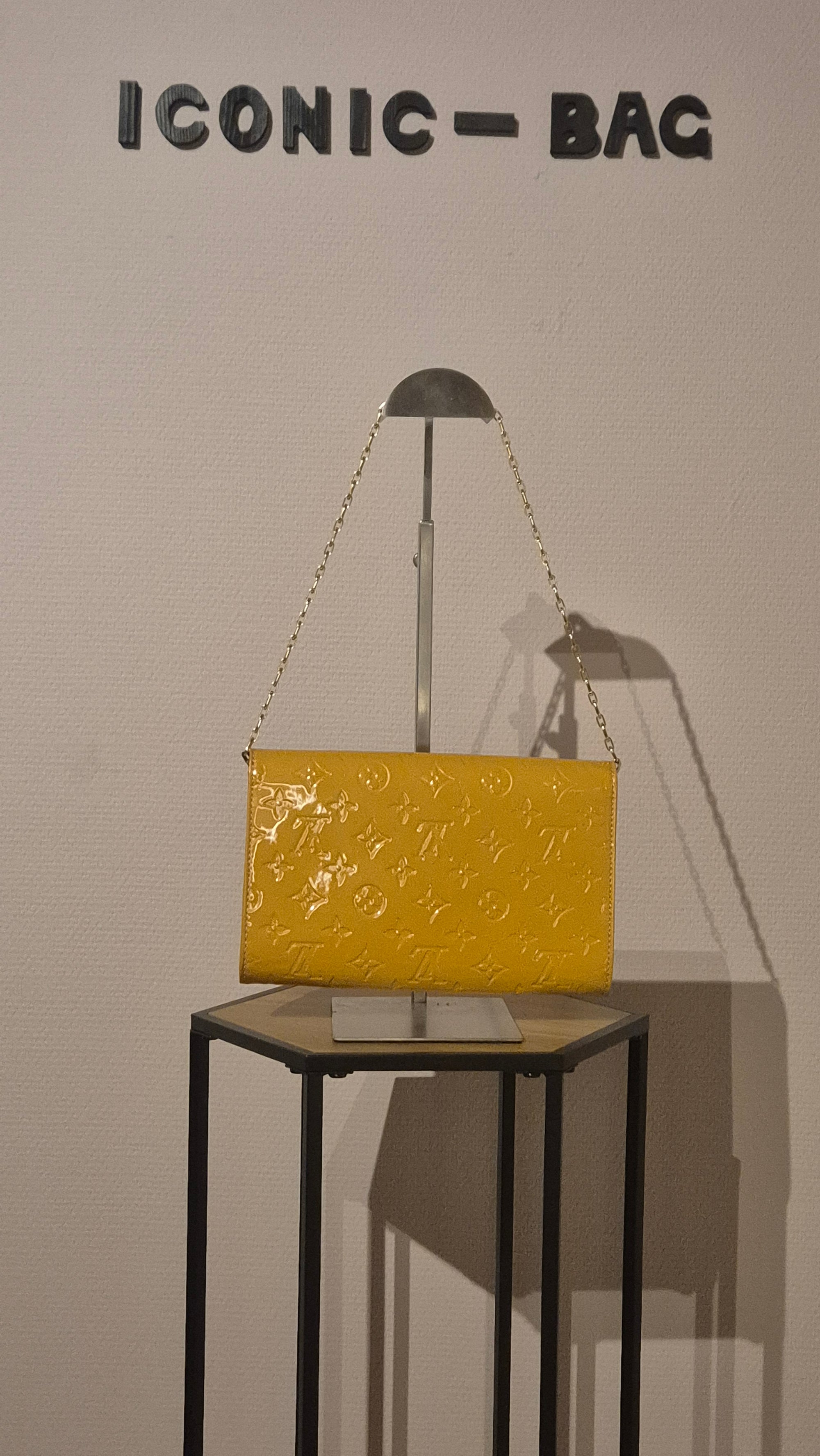 Pochette Louis Vuitton Ana Chain Louis Vuitton