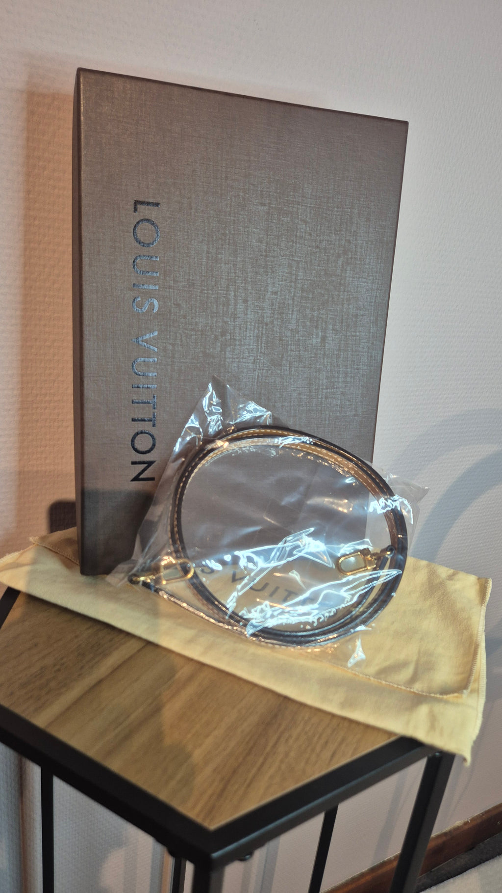 Pochette Louis Vuitton Ana Chain Louis Vuitton