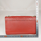 Louis Vuitton Saint Germain en Cuir Rouge Louis Vuitton vue arrière 