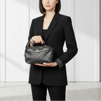 Louis Vuitton Sacoche – Cuir Taïga Monogram Noir Louis Vuitton