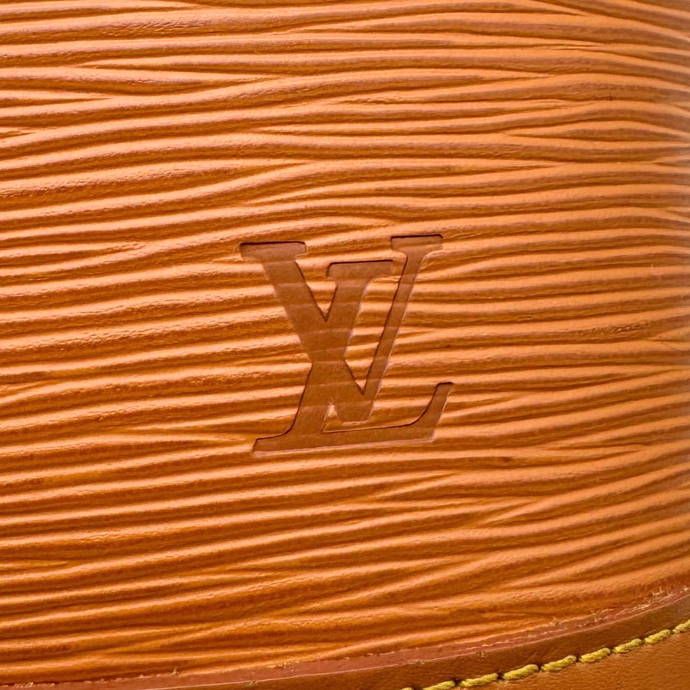Louis Vuitton Alma Iconic-Bag