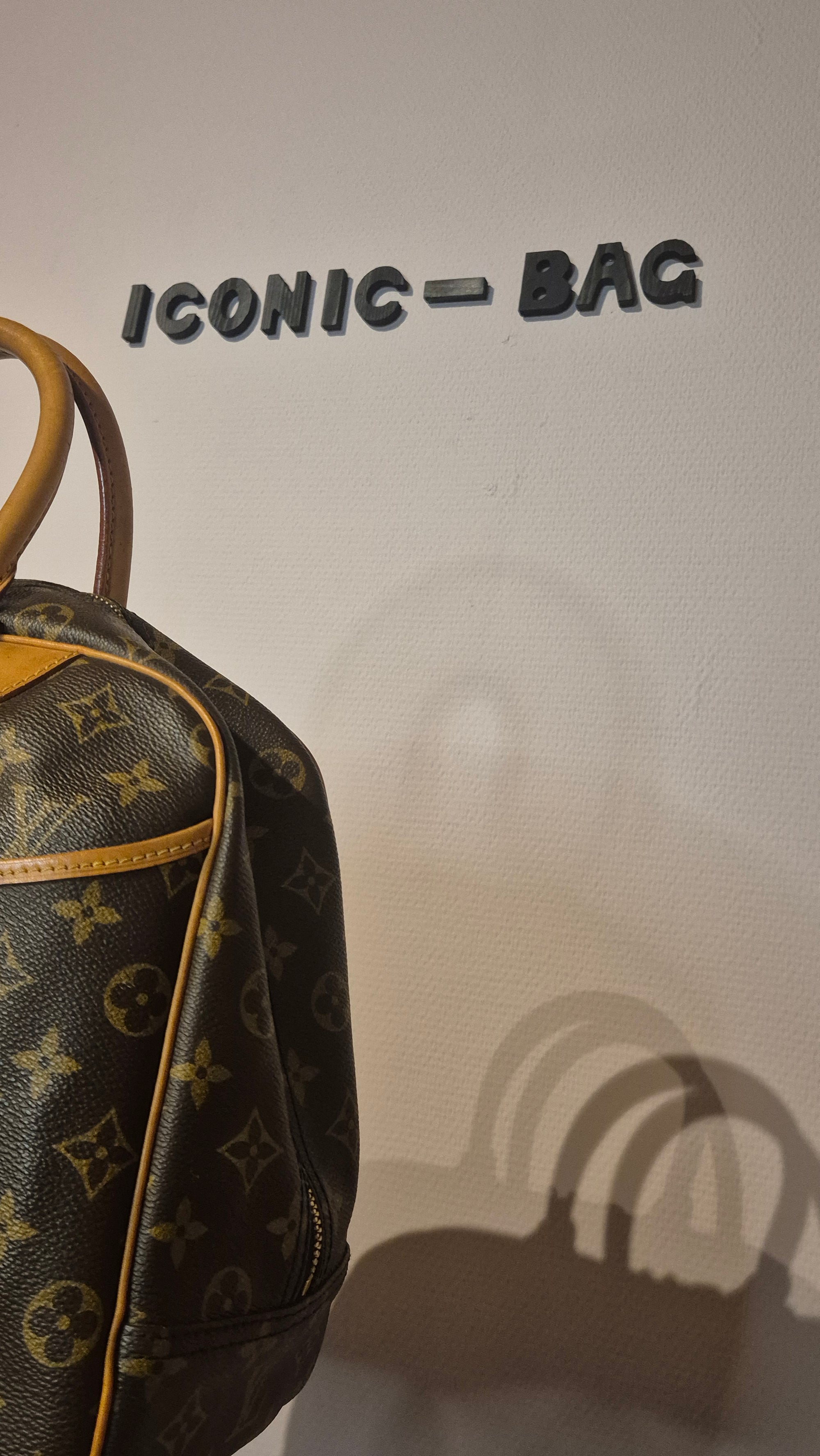 Louis Vuitton Deauville Monogram Louis Vuitton