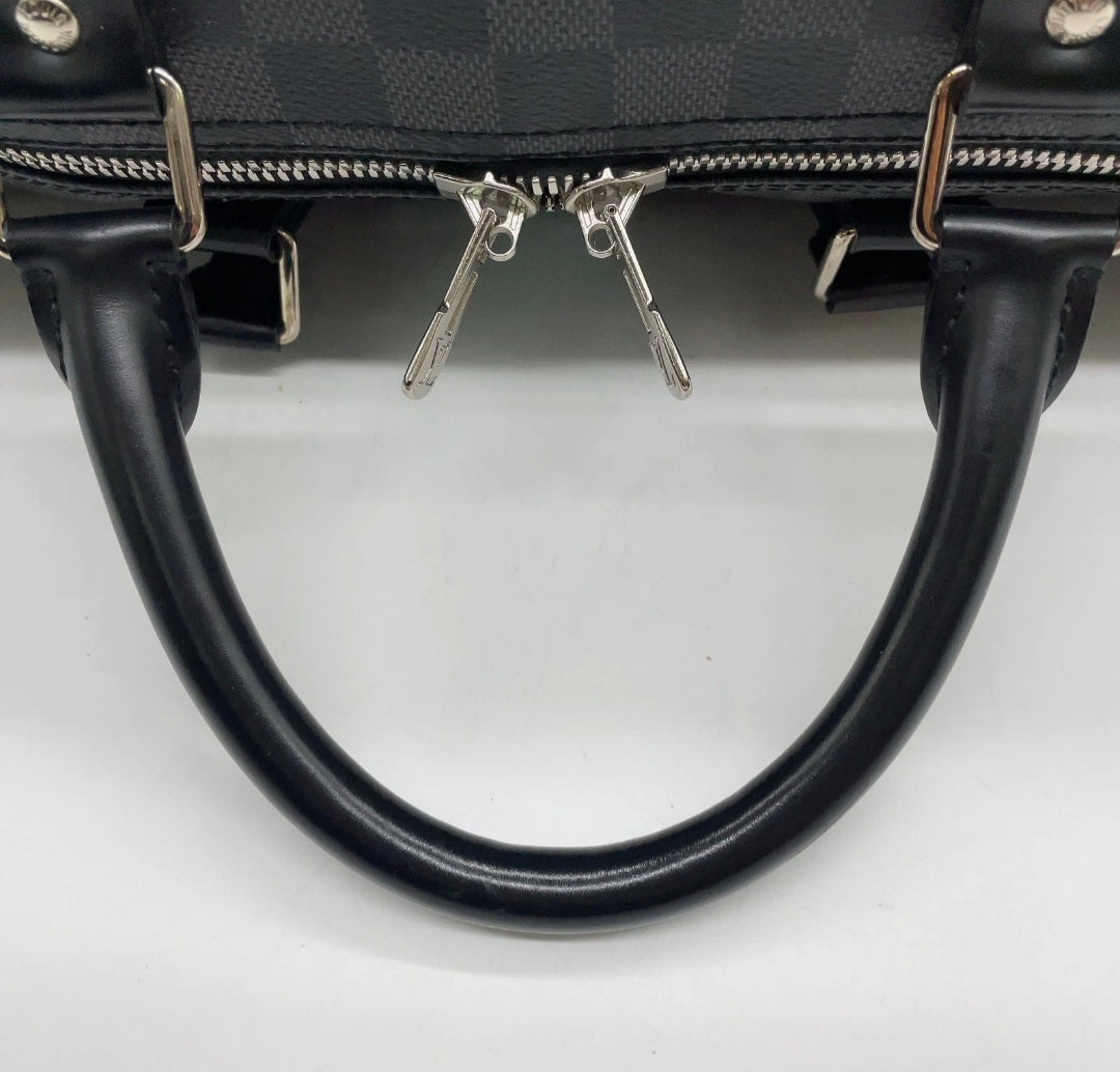 Lv Iconic-Bag