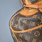 Louis Vuitton Deauville Monogram zoom sur coutures