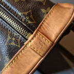 Louis Vuitton Alma – Monogram Classique Louis Vuitton vue marque louis vuitton extérieur