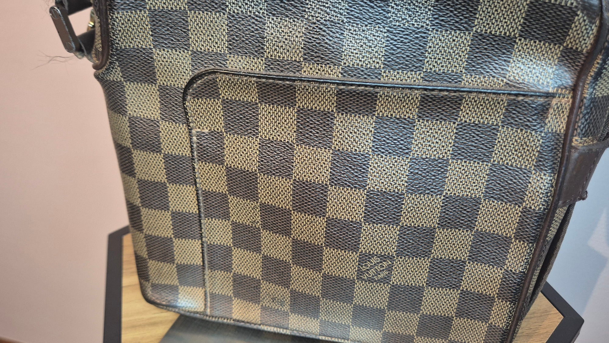 Louis Vuitton Olav PM – Damier Ébène Louis Vuitton