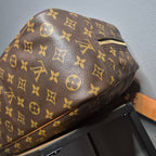 Louis Vuitton Deauville Monogram coin gauche