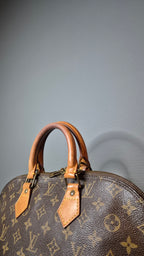 Louis Vuitton Alma – Monogram Classique Louis Vuitton