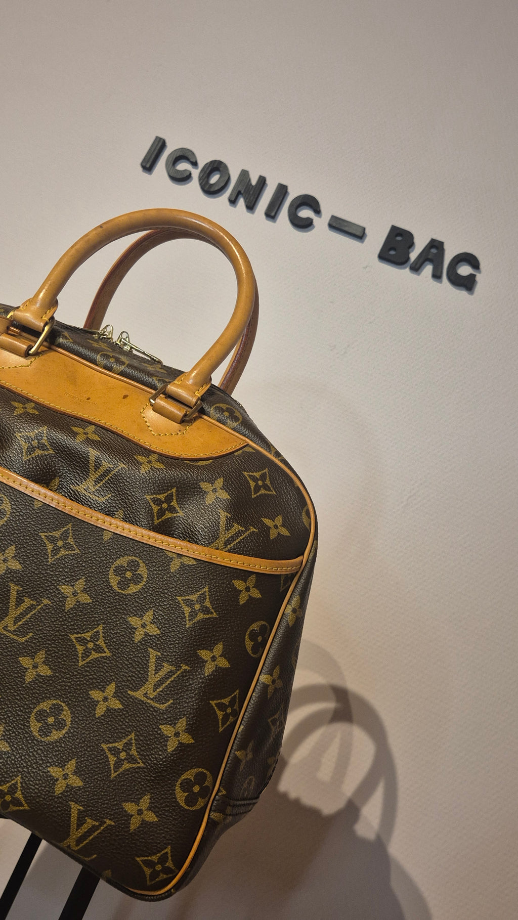 Louis Vuitton Deauville Monogram Louis Vuitton