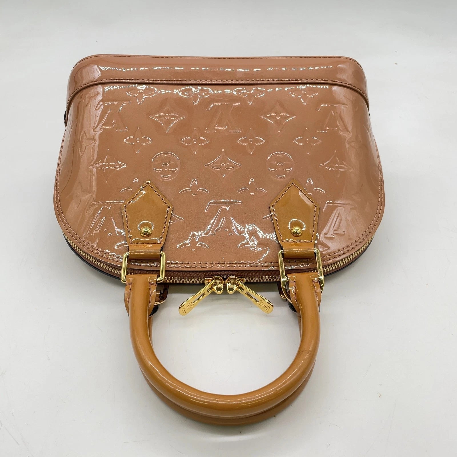 Louis Vuitton Alma BB Vernis Louis Vuitton