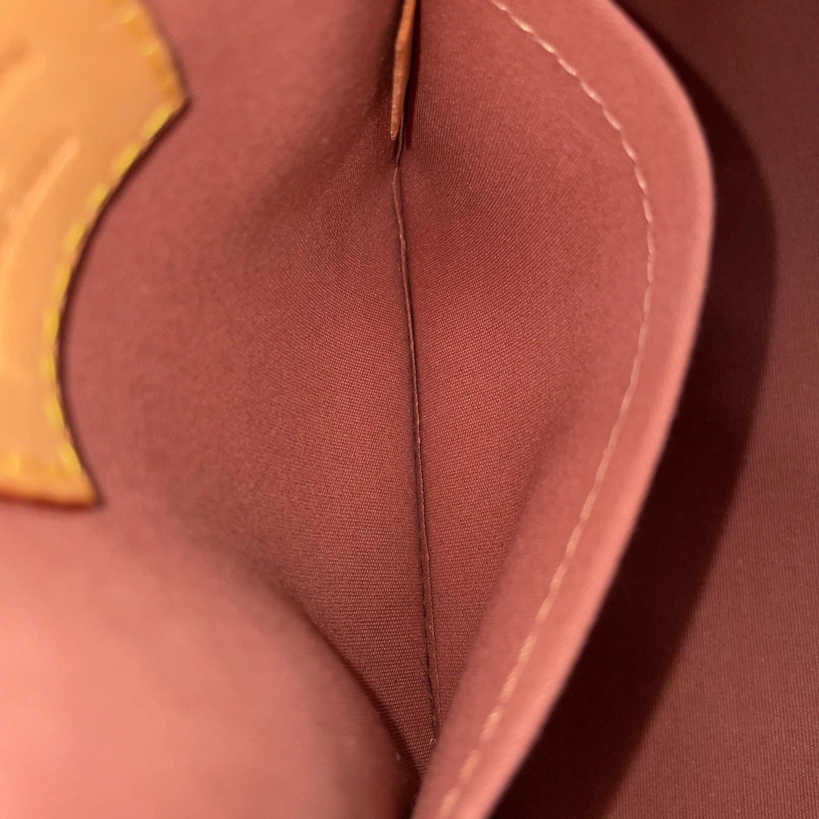 Louis Vuitton Alma BB Vernis Louis Vuitton
