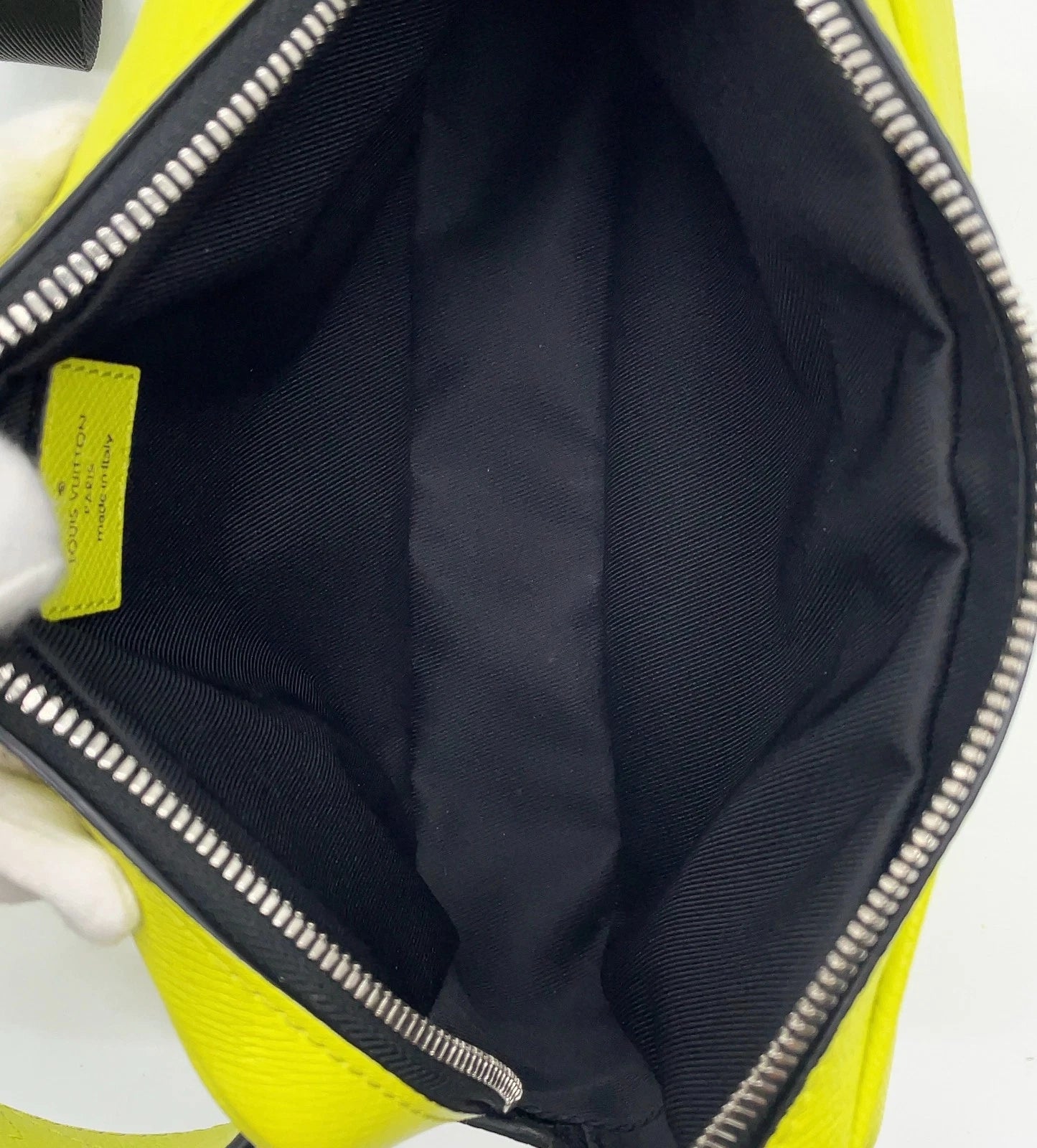 Louis Vuitton sac banane Louis Vuitton
