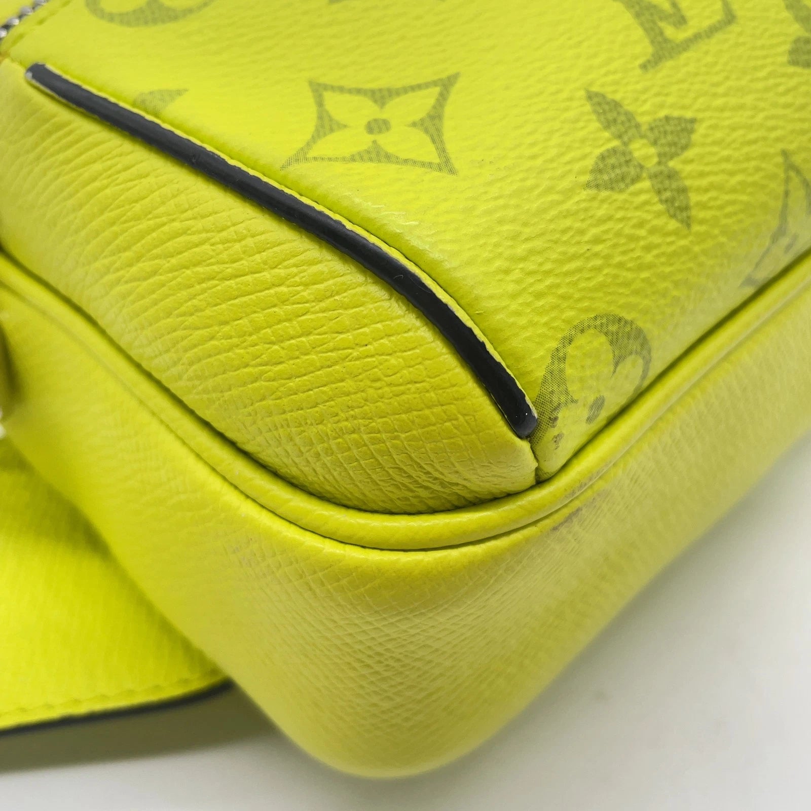 Louis Vuitton sac banane Louis Vuitton