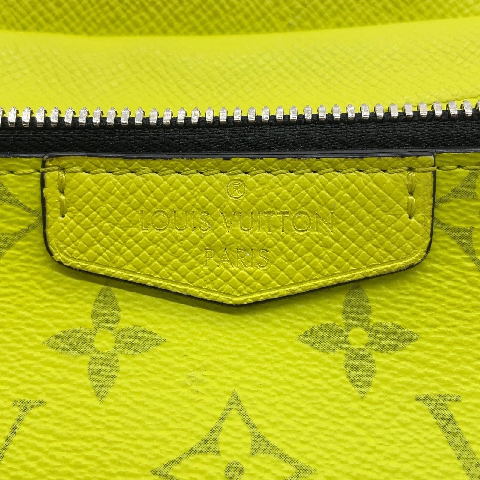 Louis Vuitton sac banane Louis Vuitton