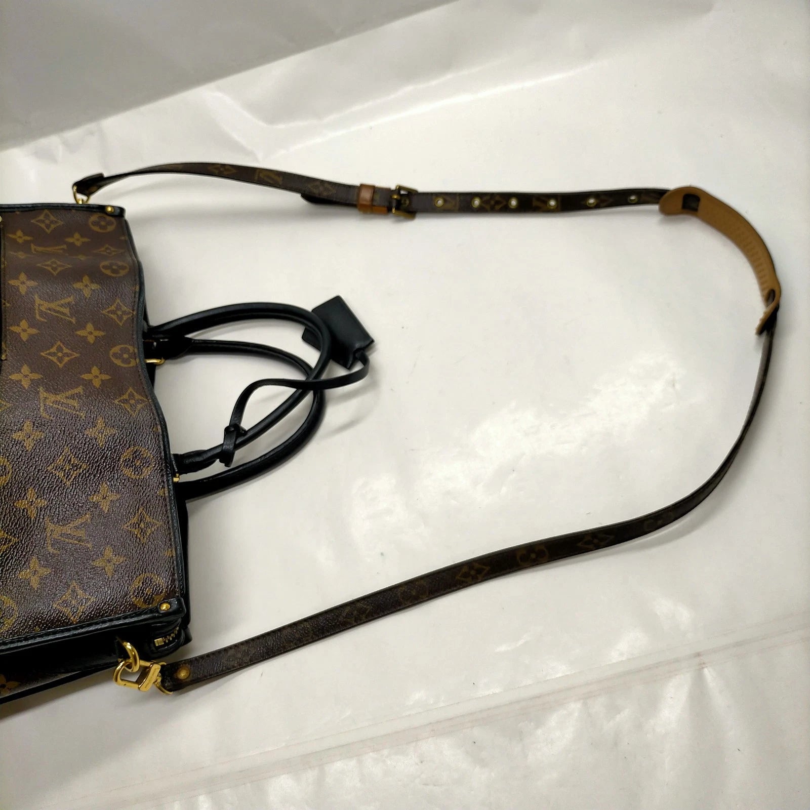 Louis Vuitton Popincourt MM Iconic-Bag