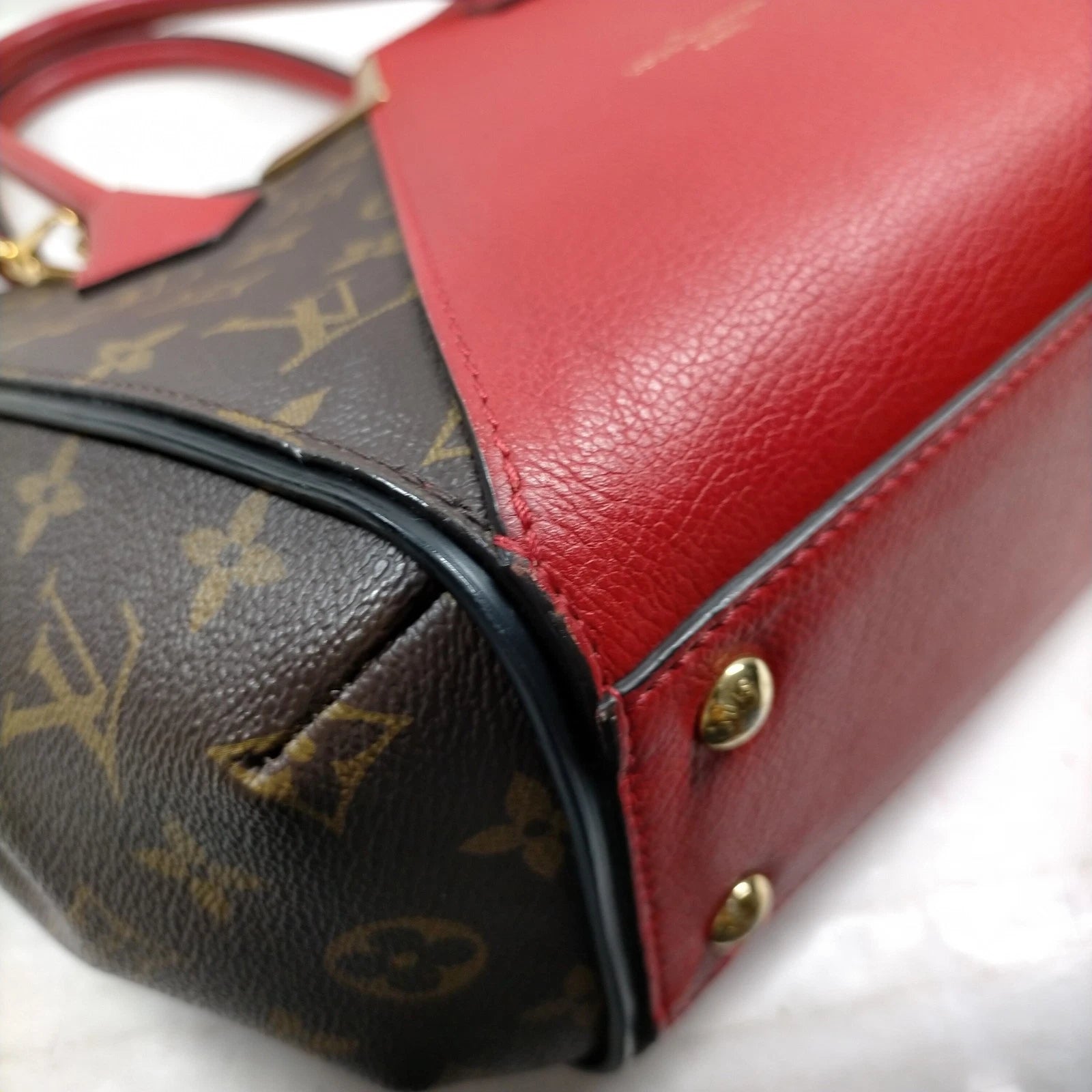 Louis Vuitton Iconic-Bag
