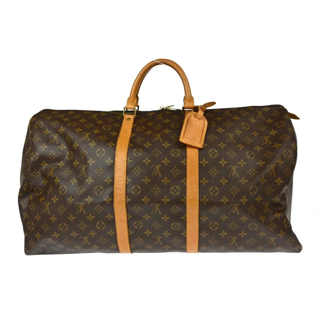 Sac Louis Vuitton Keepall 60 en toile Monogram vu de face – grand sac de voyage de luxe